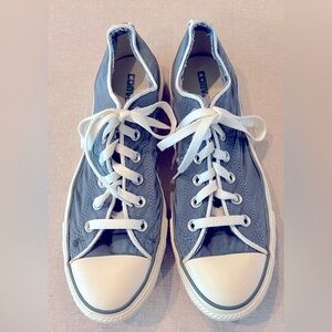 Converse All Star in Ice Blue Size 9 Good Pre- Owned Condition